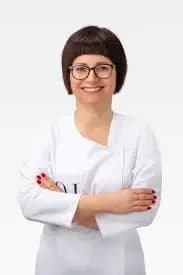 Anna Kropidłowska - Higienistka stomatologiczna, Technik elektroradiolog w Atelier Uśmiechu - stomatolog Warszawa | dentysta | ortodonta