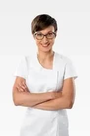 Patrycja Ostapiuk-Dąbrowska - Lekarz Stomatolog, Specjalista chirurgii stomatologicznej w Atelier Uśmiechu - stomatolog Warszawa | dentysta | ortodonta