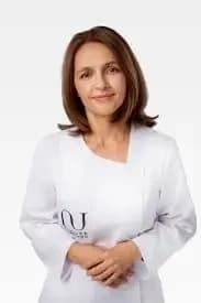 Agnieszka Janiuk-Komorniczak - Lekarz stomatolog, Specjalista chirurgii stomatologicznej w Atelier Uśmiechu - stomatolog Warszawa | dentysta | ortodonta