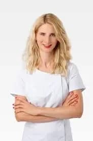 Kamila Włodarczyk - Lekarz Stomatolog w Atelier Uśmiechu - stomatolog Warszawa | dentysta | ortodonta