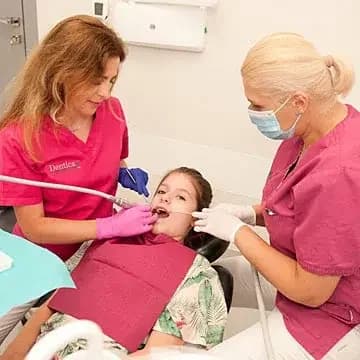 Dentica Stomatologia