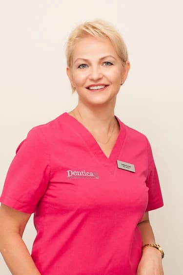 lek. dent. Izabela Furtak - Lekarz dentysta, stomatolog ogólny, stomatologia zachowawcza i endodoncja, stomatologia estetyczna, protetyka. w Dentica Stomatologia
