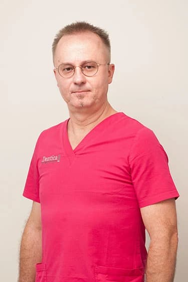 lek. dent. Grzegorz Furtak - Lekarz dentysta, chirurg stomatologiczny. w Dentica Stomatologia