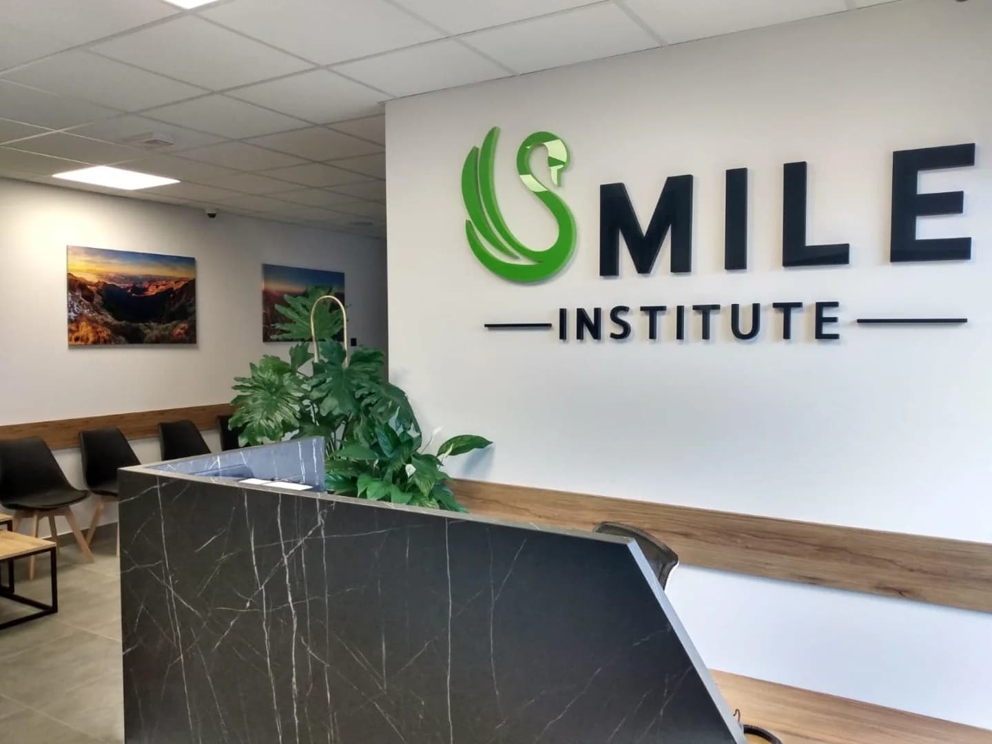Gabinet stomatologiczny Smile Institute Poniatowa w Poniatowej