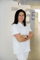 dr Irena Przybylska - Lekarz stomatolog Specjalista I i II stopnia chirurgii stomatologicznej w Klinika Stomatologiczna Implant Medical Gniezno - Przybylscy Dental Clinic