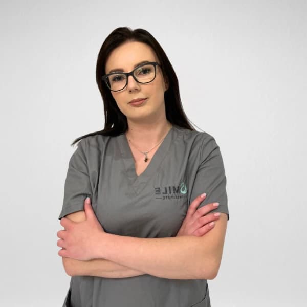 Karolina Pszczoła - Higienistka Stomatologiczna w Smile Institute Lubartów
