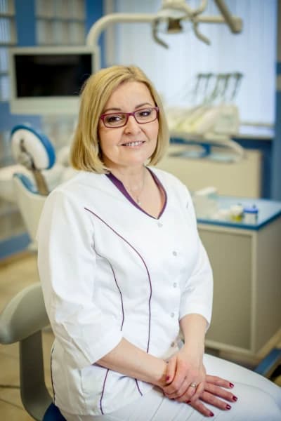 Urszula Kaps-Kozalska - LEKARZ STOMATOLOG SPEC. I ST. STOMATOLOGII OGÓLNEJ w Centrum Stomatologiczne Dental-Plus
