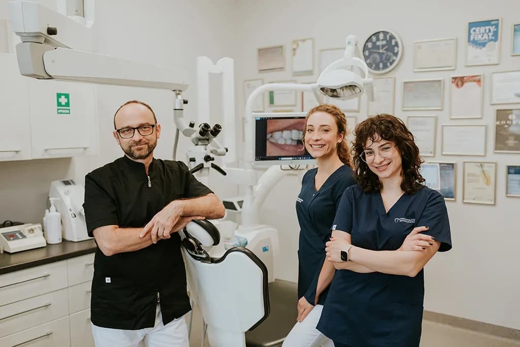 Dentysta Gniezno - Cezary Fryca | Stomatologia Estetyczna