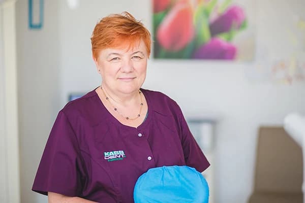 Anna Kaszak - LEKARZ STOMATOLOG, Specjalista stomatologii ogólnej I stopnia Ortodoncja, protetyka w Kass Dent Marki Dentist Orthodontist Implants