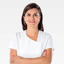 Agnieszka Peret - Lekarz Stomatolog, specjalista periodontolog w Atelier Uśmiechu - stomatolog Grójec | dentysta | ortodonta