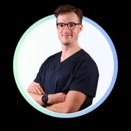 dr Bazyl Monczak - Stomatolog Rekonstrukcyjny w EndoEstetica Clinic